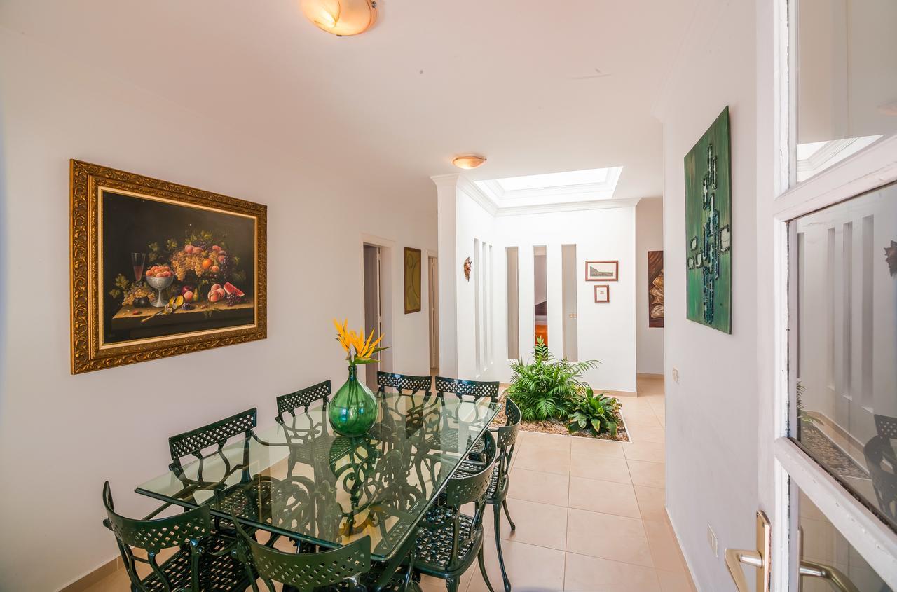 Villa Тиас Экстерьер фото